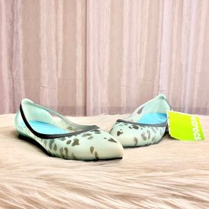 NEW Crocs Rio Leopard Fade Flat Jellies Size 9